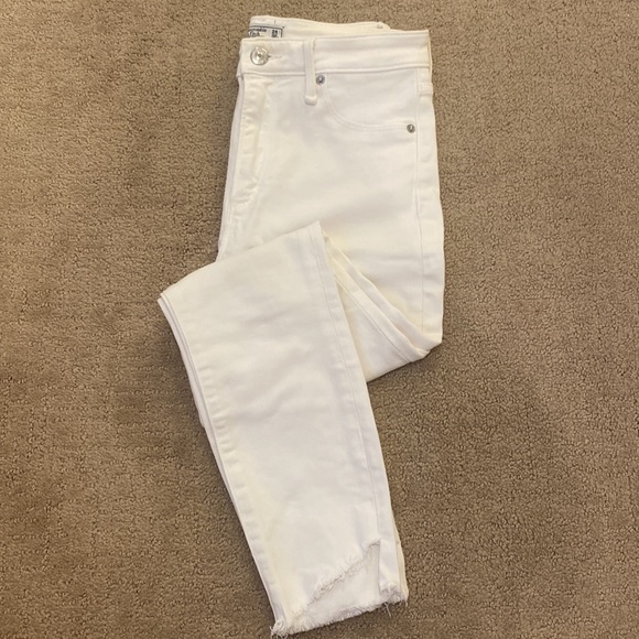 Abercrombie White Simone High Rise Ankle Jeans - Picture 5 of 10